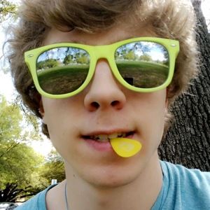 Meet your Posher, Erik